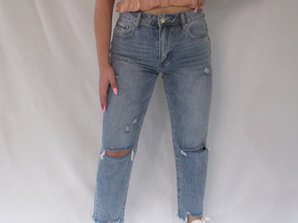 Distressed Slim Fit Girlfriend Jeans